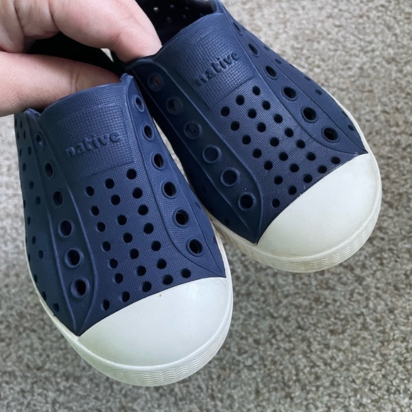 Native Jefferson Shoes - Picture 4 of 5